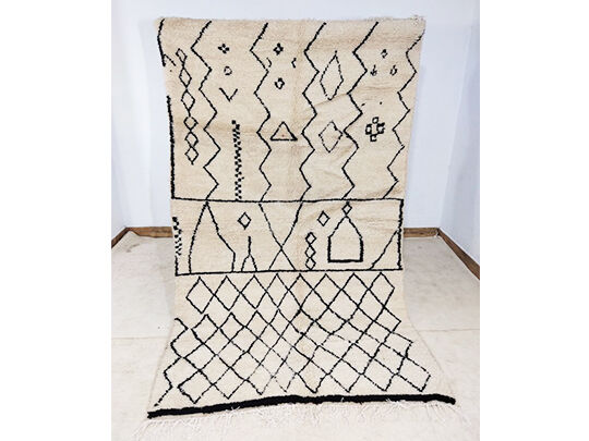 Moroccan carpet 257x153cm