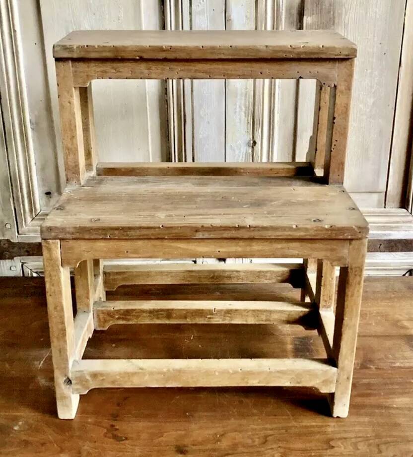Old stepladder