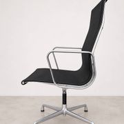 Charles Eames High-Back Aluminium Group Swivel Chair by ICF, Italy – Black