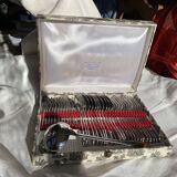 Complete stainless steel housewife