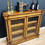 Bibliothèque ancienne