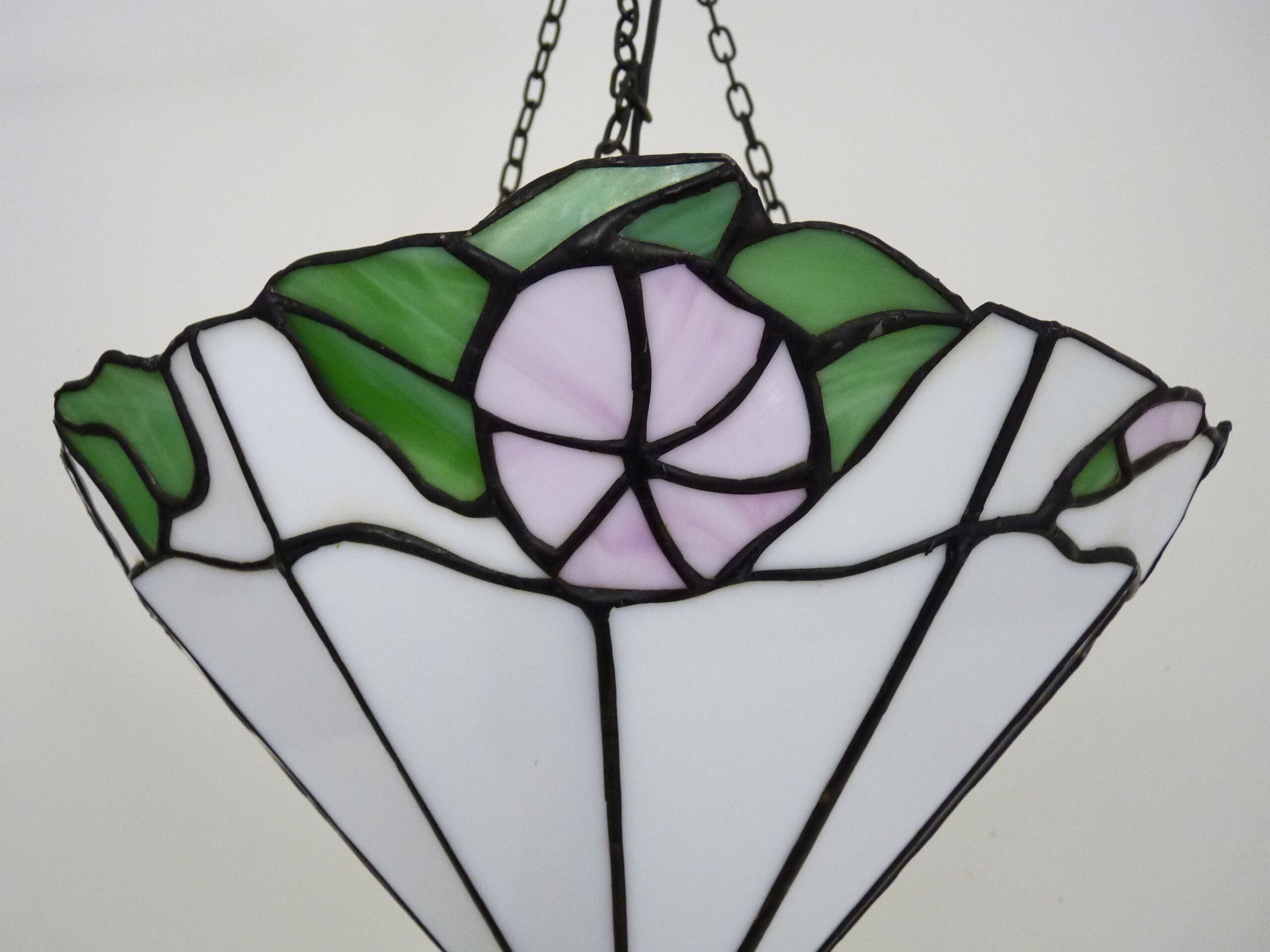 Tiffany washbasin pendant in glass paste with floral decoration