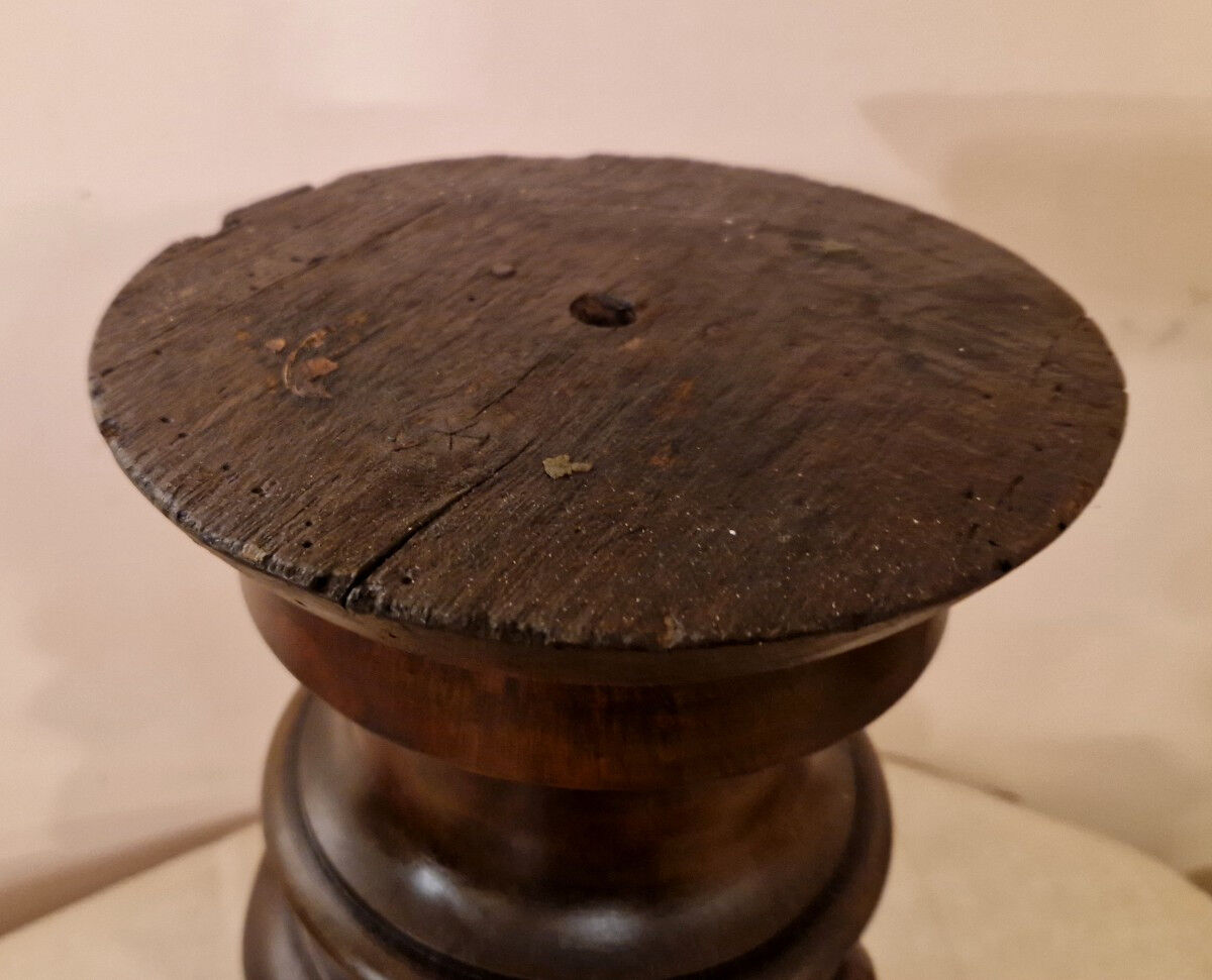 Small mahogany column table