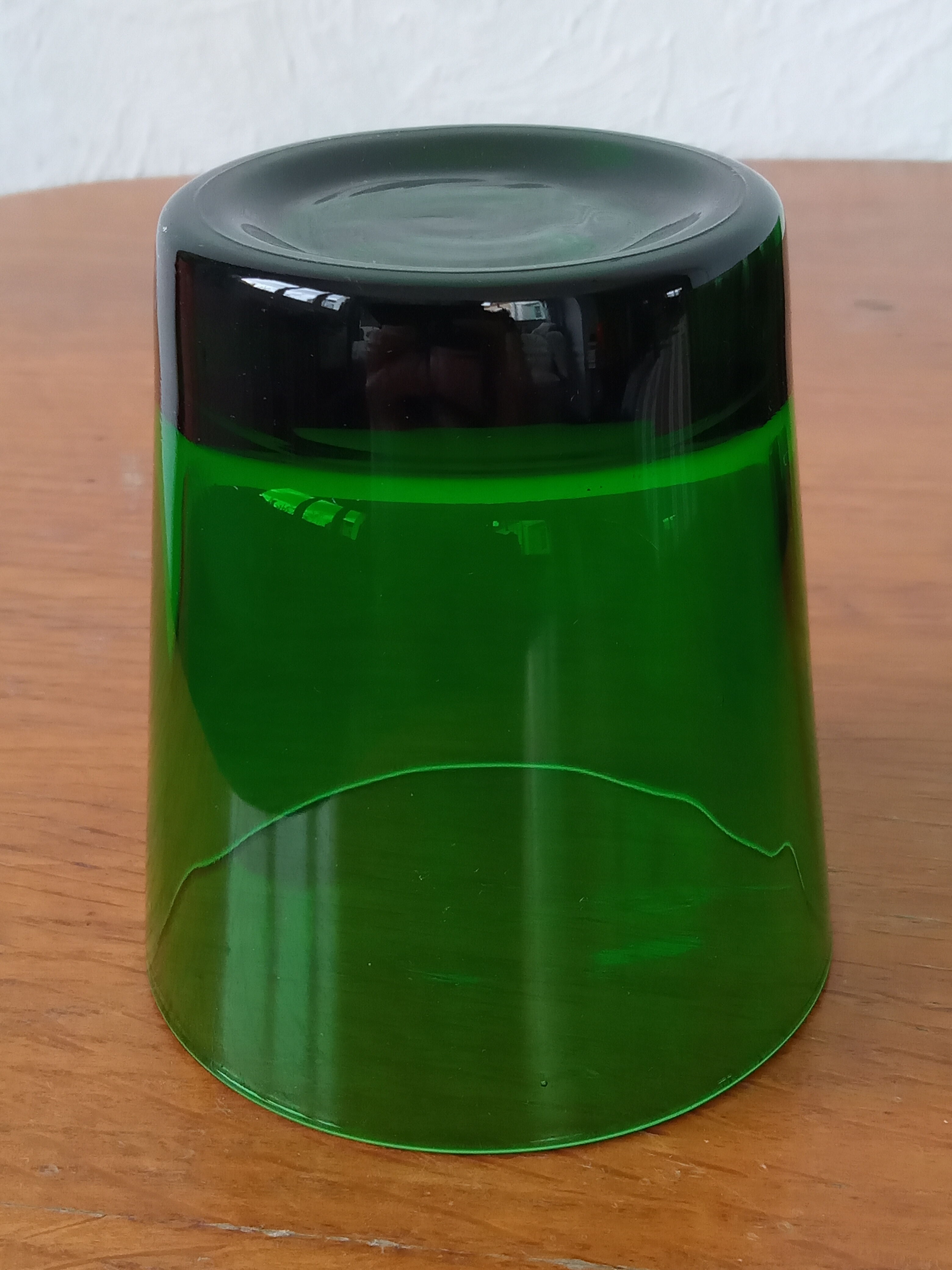 Lot de six verres verts vintage