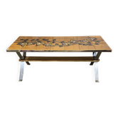 Table basse des années 1970, plateau carrelé et piétement en métal chromé