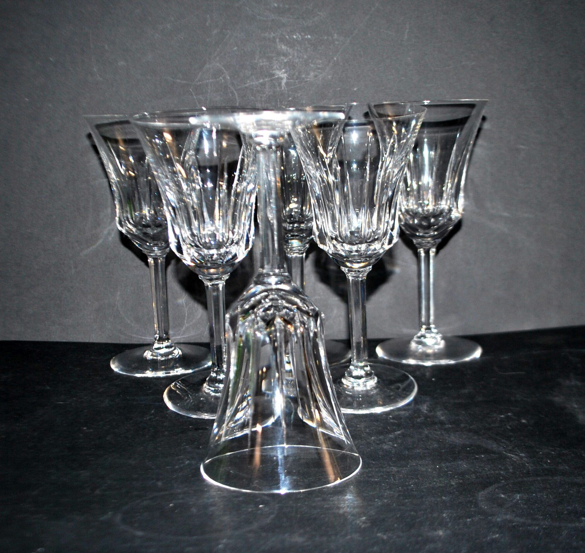 Set of 6 flared crystal wine glasses in Concorde Cerdagne style H15.2.