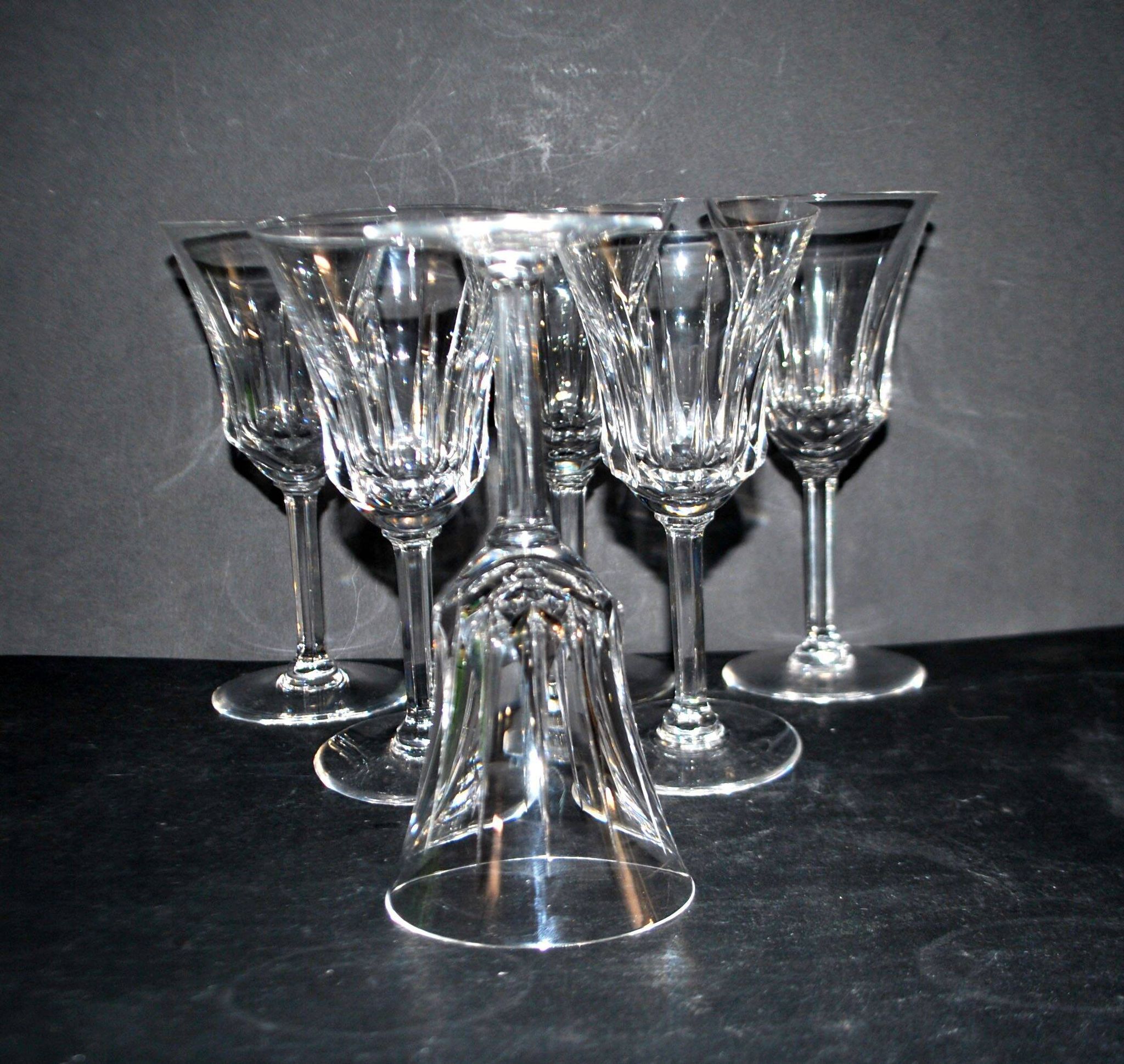 Set of 6 flared crystal wine glasses in Concorde Cerdagne style H15.2.