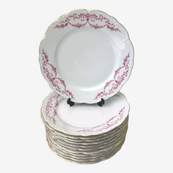 12 assiettes plates en porcelaine