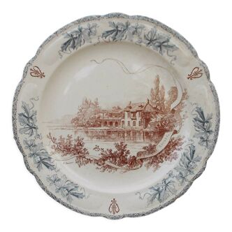 Round dish Choisy le Roi Louis XIII