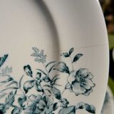 Mignon plates in Longwy earthenware