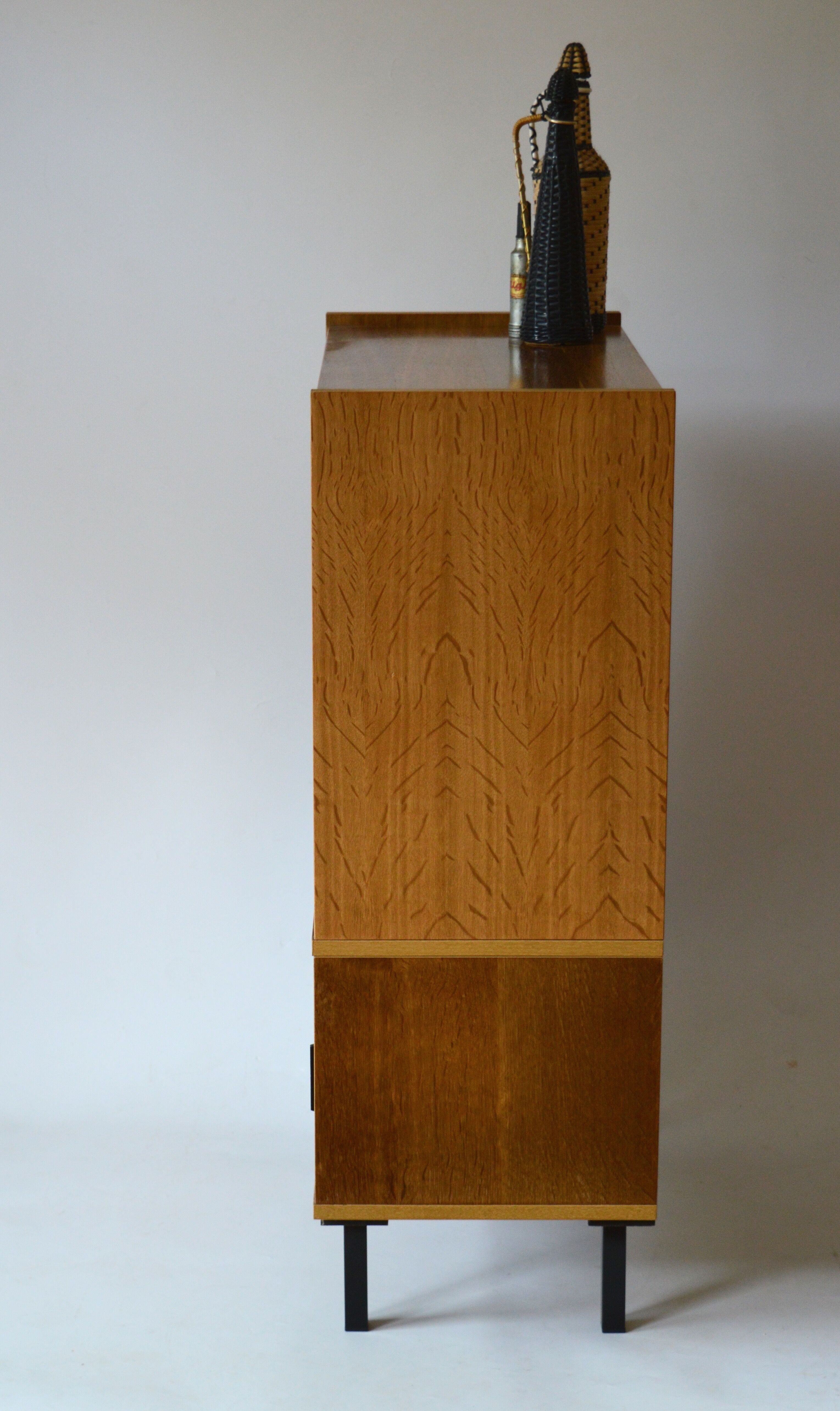 Buffet modular furniture