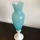 Vase vintage en opaline bleu