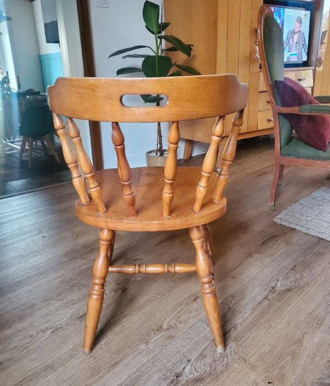 Set of 2 farm chairs