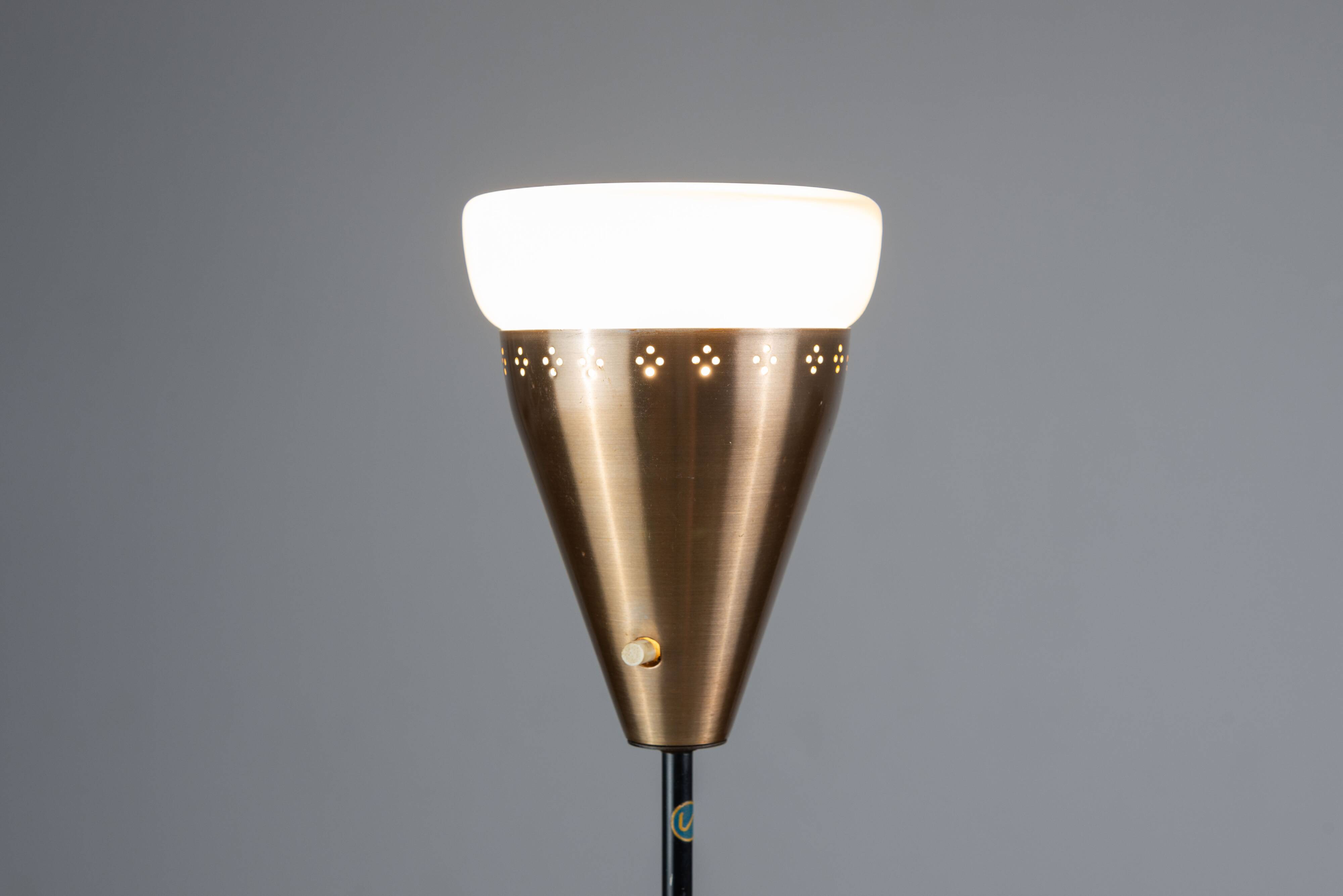 Table lamp manufactered by Nybro Armaturfabrik, Sweden, 1960s