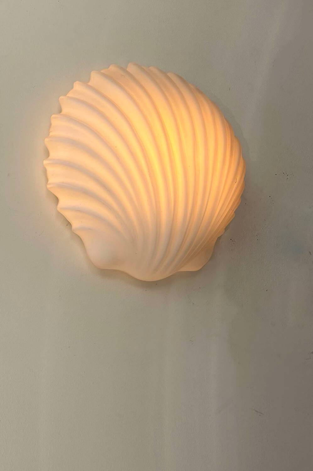 Applique vintage coquillage, opaline, Limburg Allemagne 1960