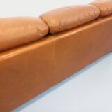 Vintage cognac camel leather canapé from the 1970s.