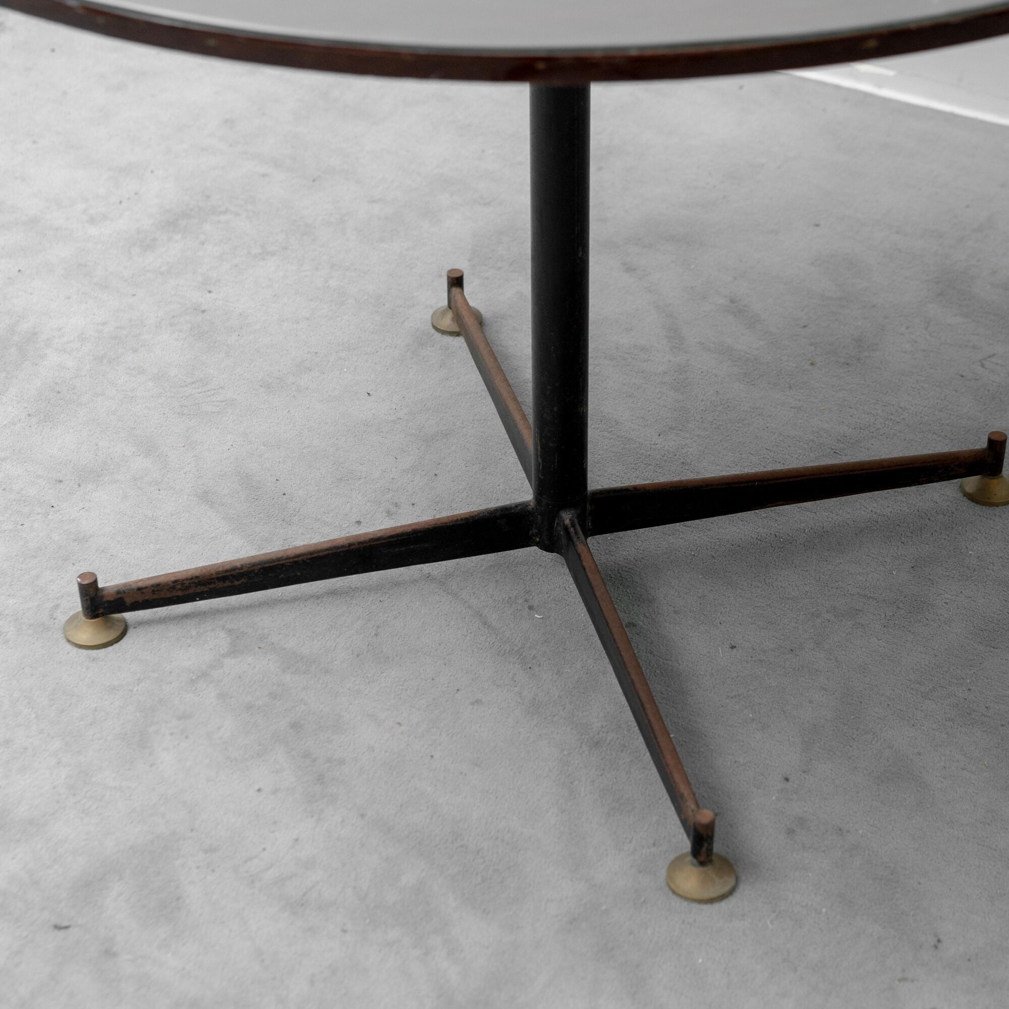 Vintage round table in wood and glass with metal base, 1970s modernist