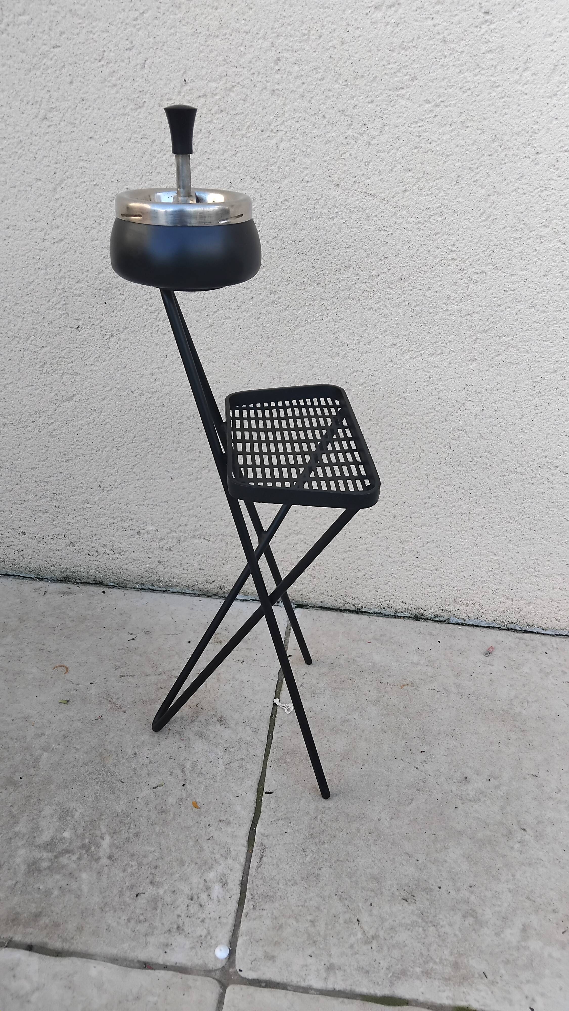 Cendrier sur pied vintage tripode année 50 60