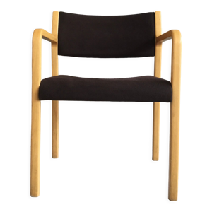 Fauteuil scandinave par Wilhelm