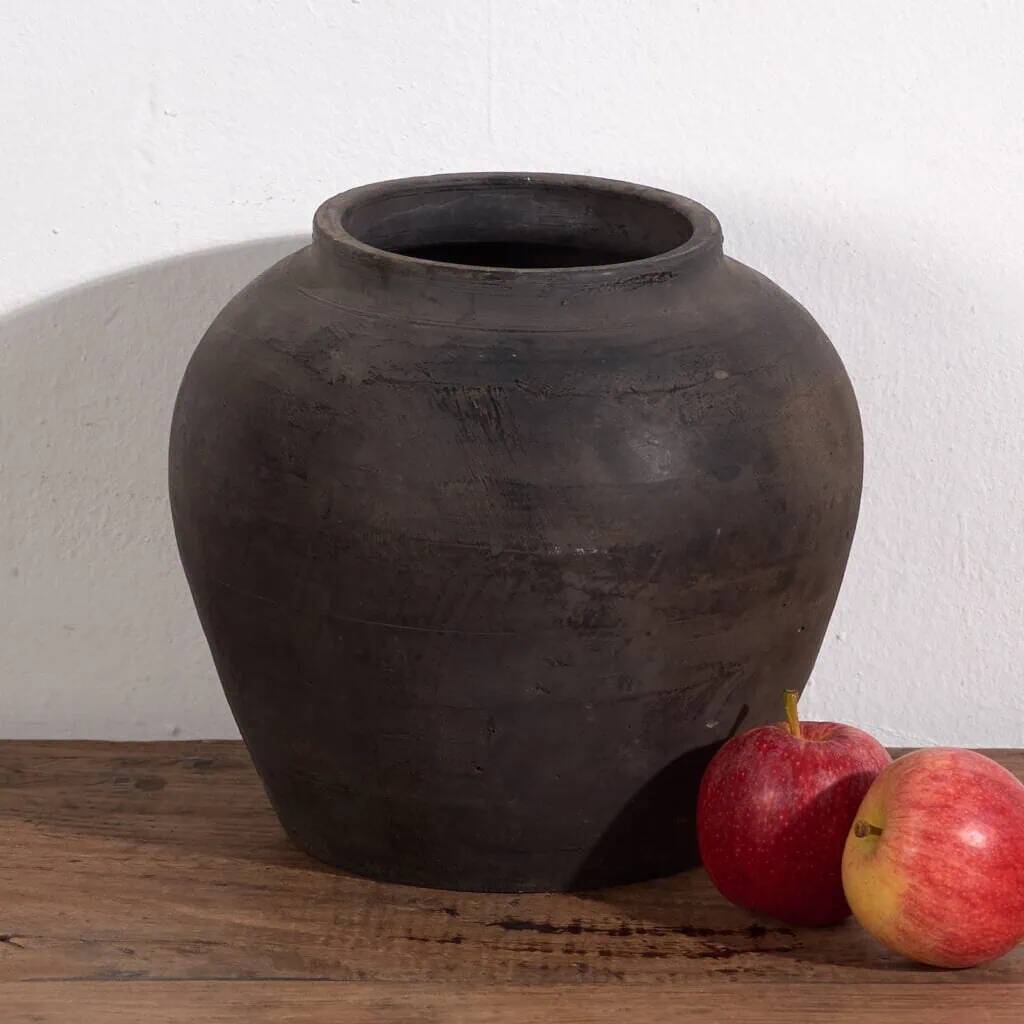 Ancient Asian vase (c.1900) #4