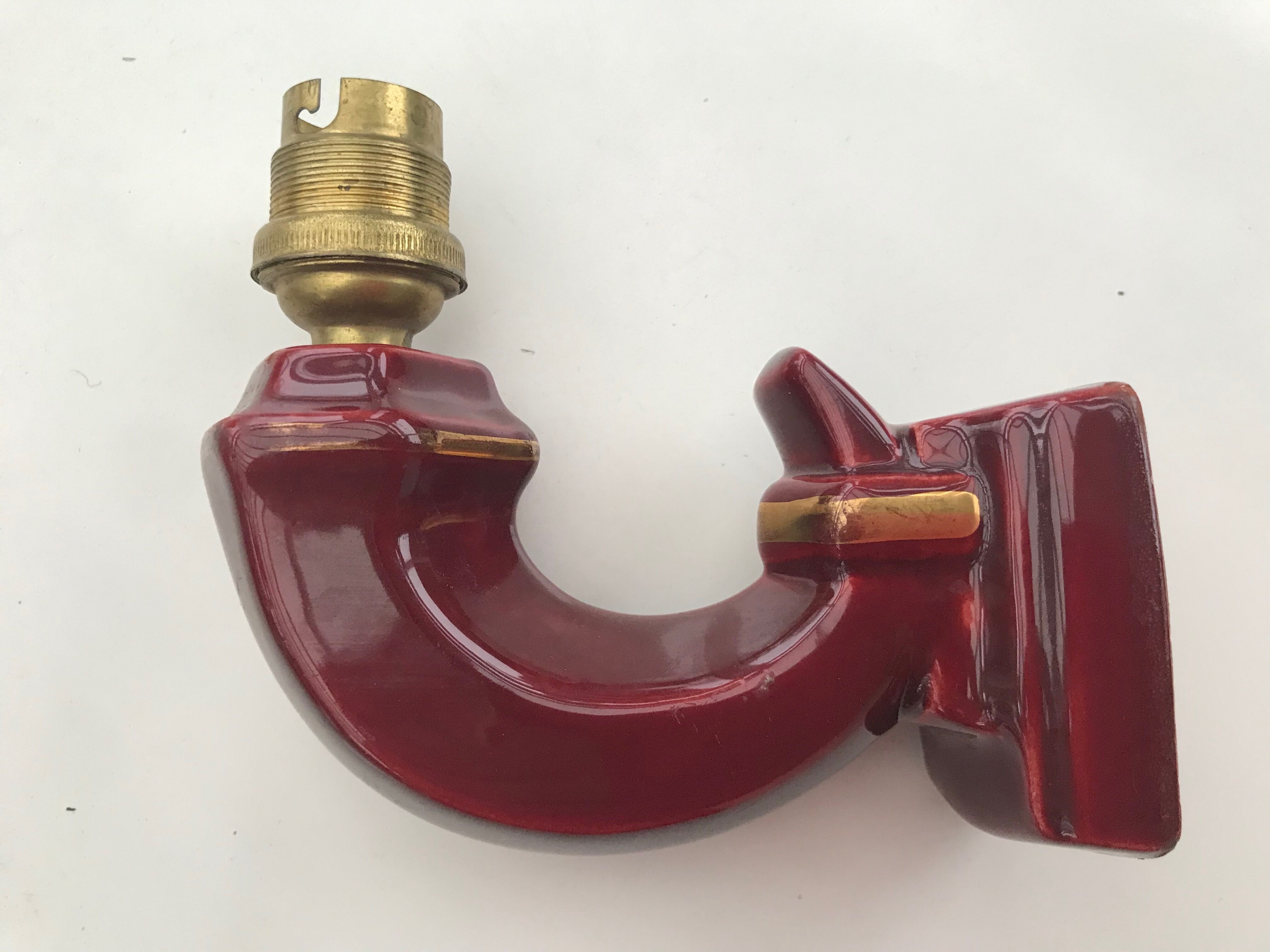 Trois anciennes appliques en céramique rouge Année 50