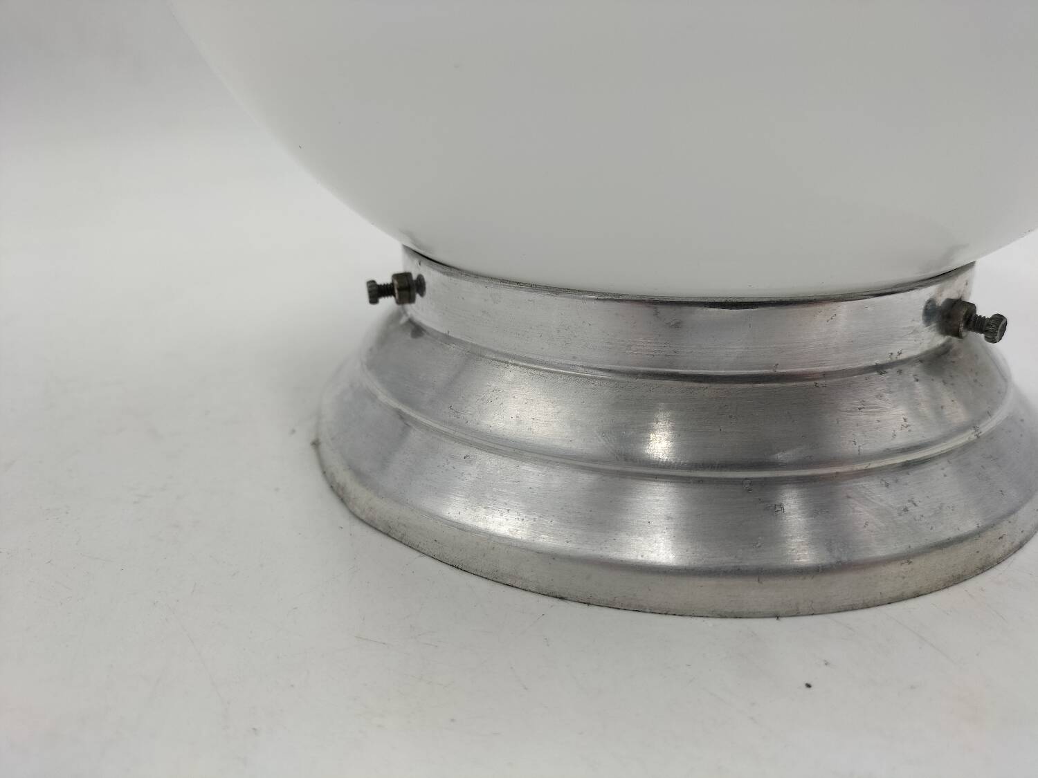 Opaline ceiling light