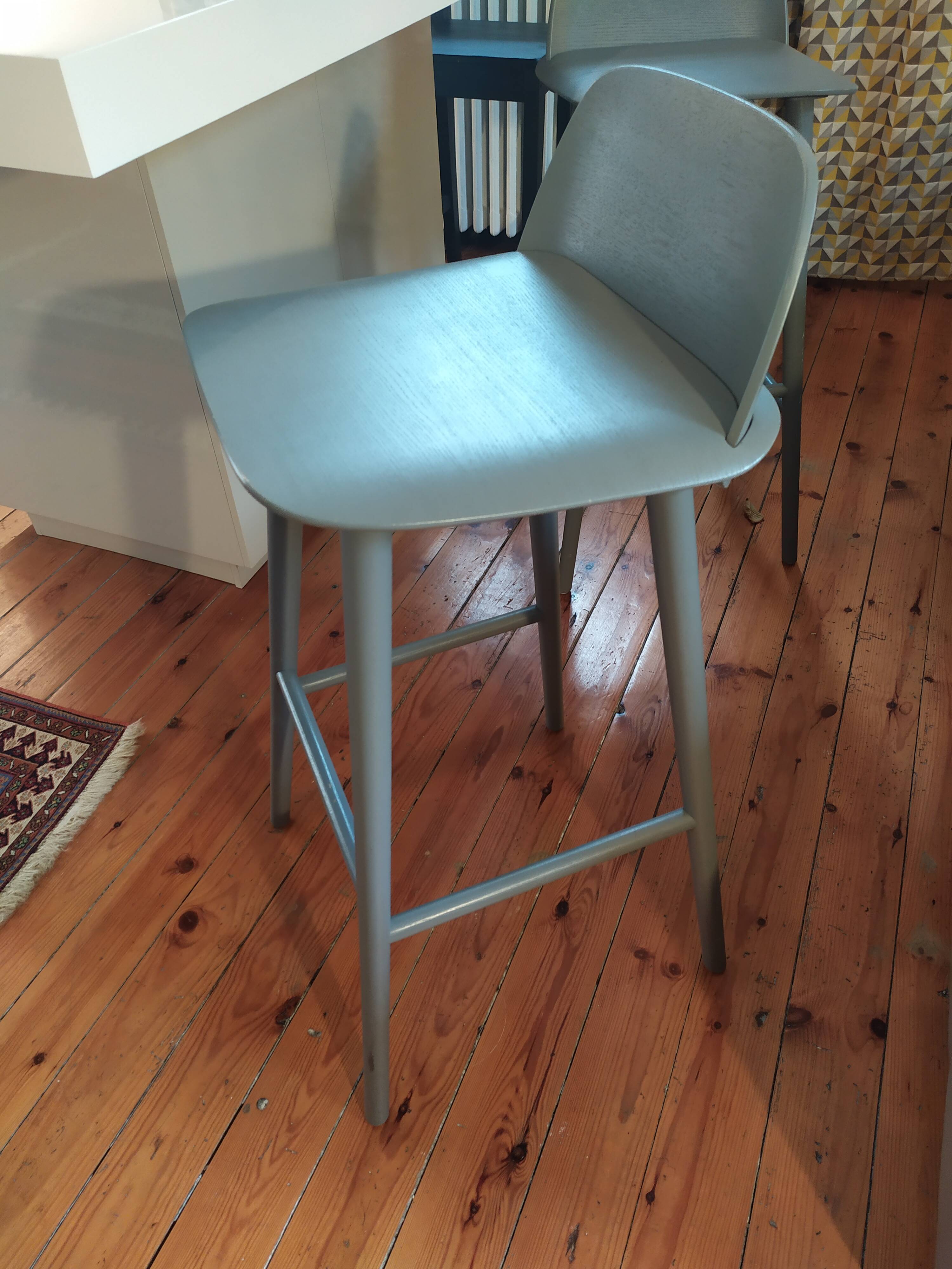 2 Muuto brand stools