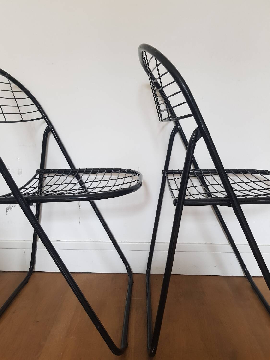 Set of 2 Alland folding chairs by Niels Gamelsgaard