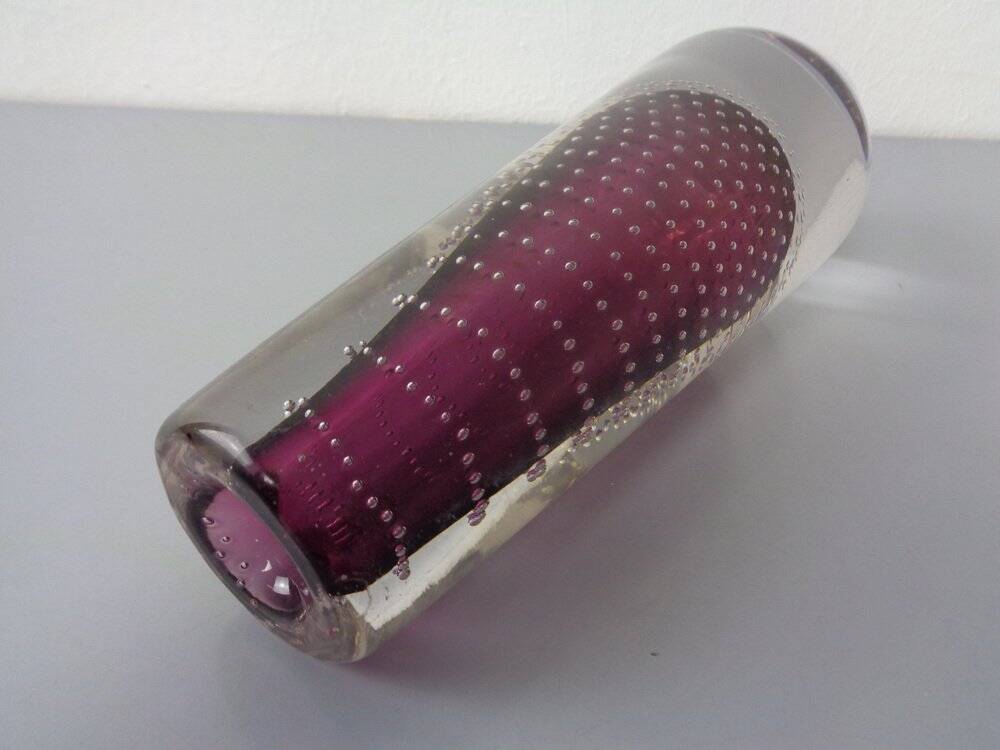 Glass vase by Gunnel Nyman for Nuutajärvi Notsjö, Finland, 1940s.