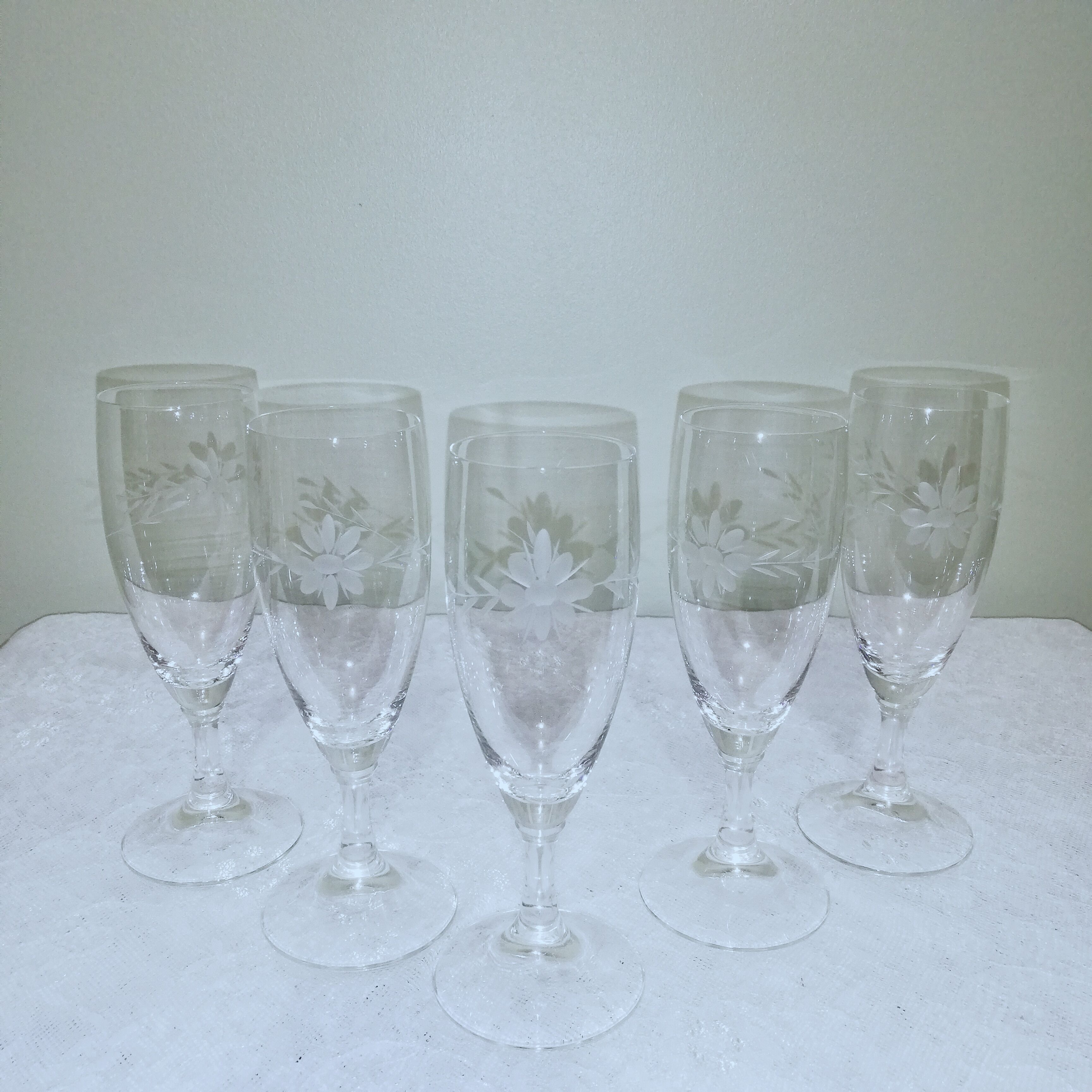 5 crystal champagne flutes