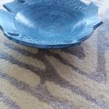 2 ceramic dishes decorated with fish (cups)