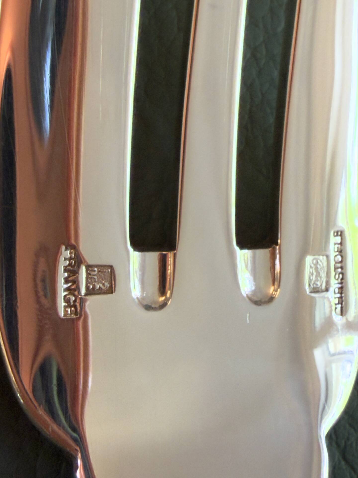 Christian aria, service cutlery