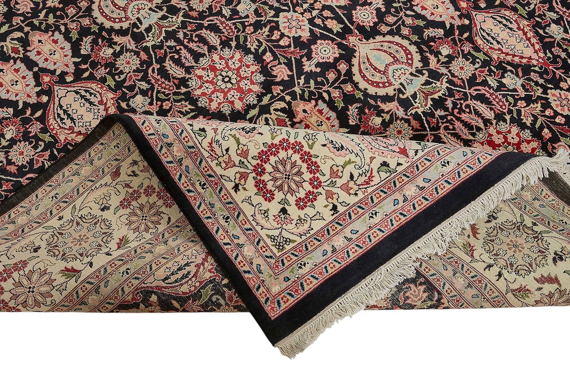 Turkish Handknotted Wool Oushak Rug 276 cm x 370 cm