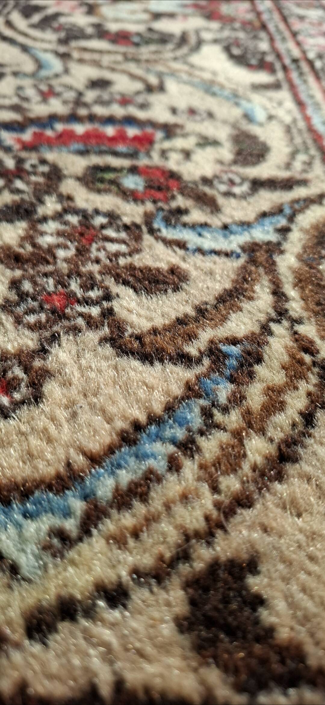 Large Iranian rug, 100% wool, 1970s