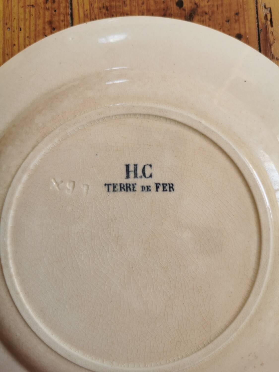 Old HC dessert plates, iron earth