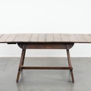 Antique Swiss extendable dining table made of oak from the mid-19th century