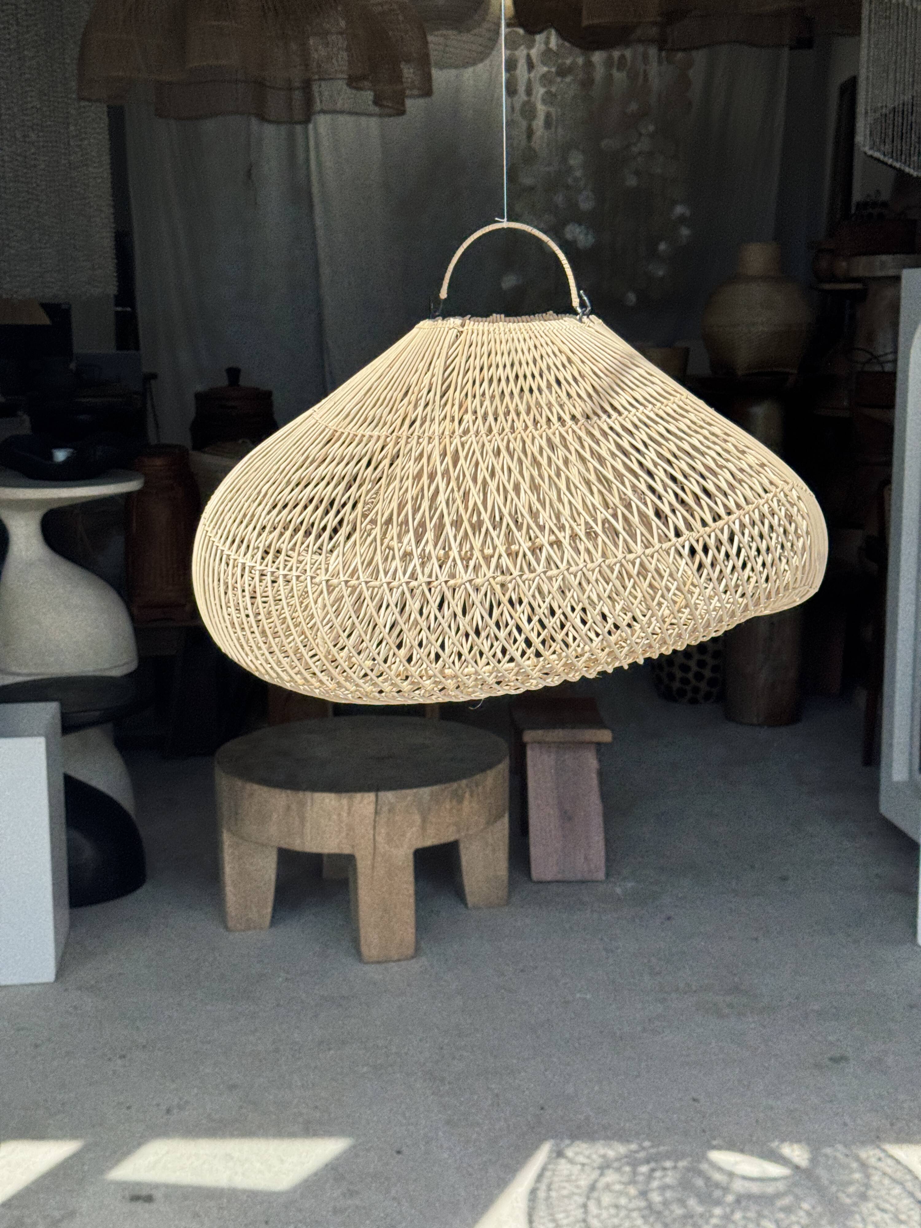Suspension or rattan lampshade in the shape of a cloud or flattened bubble D60 H35
