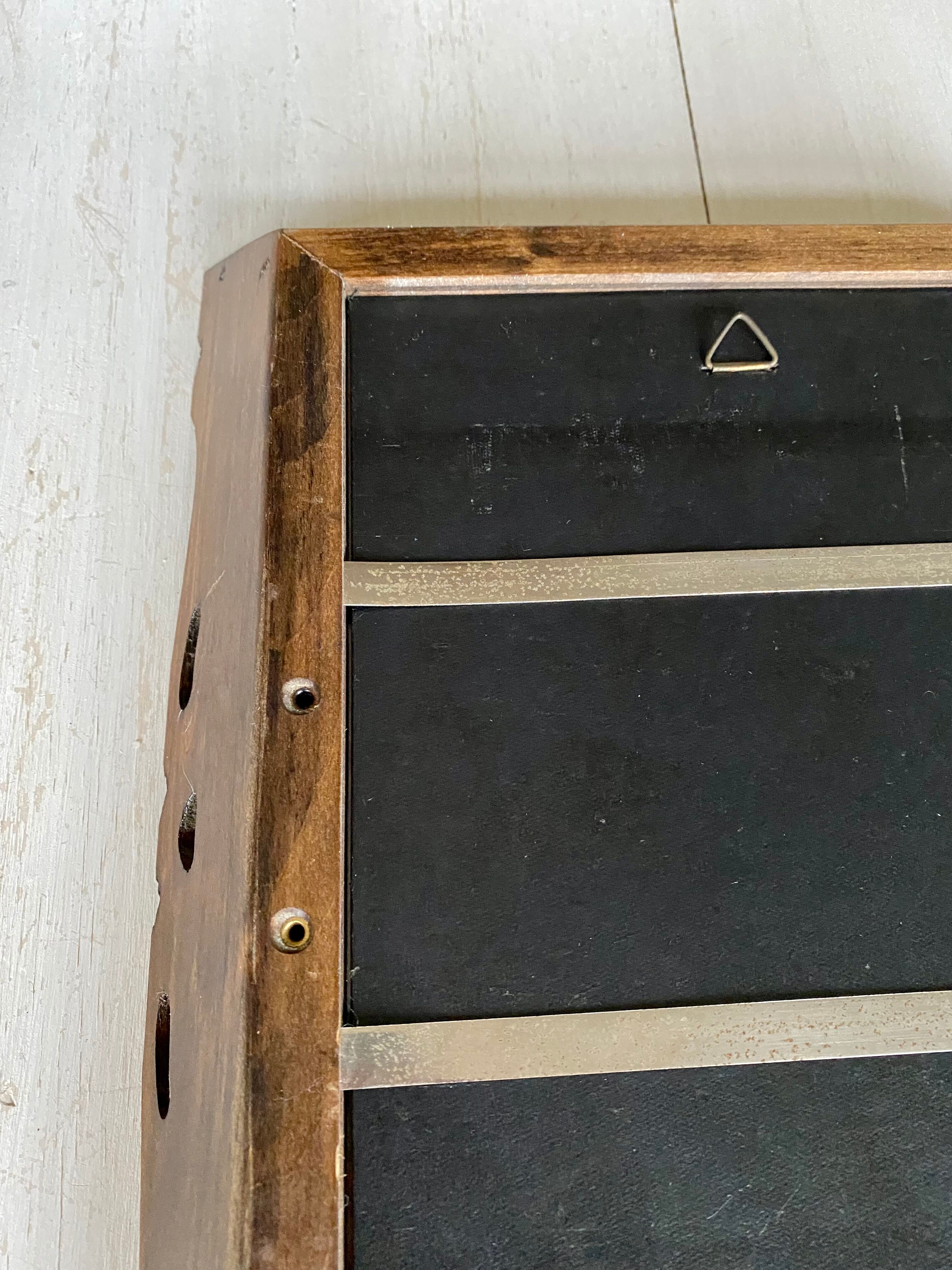 Set of two moulded wooden frames