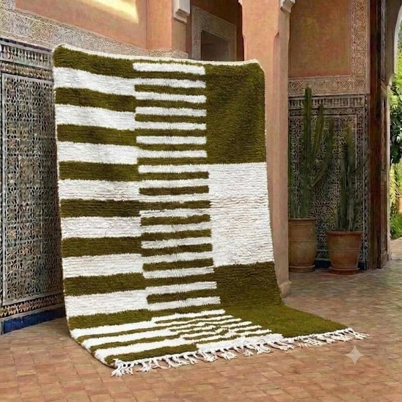 Tapis berbère fait main artisanale traditionnelle taille 150/250 cm