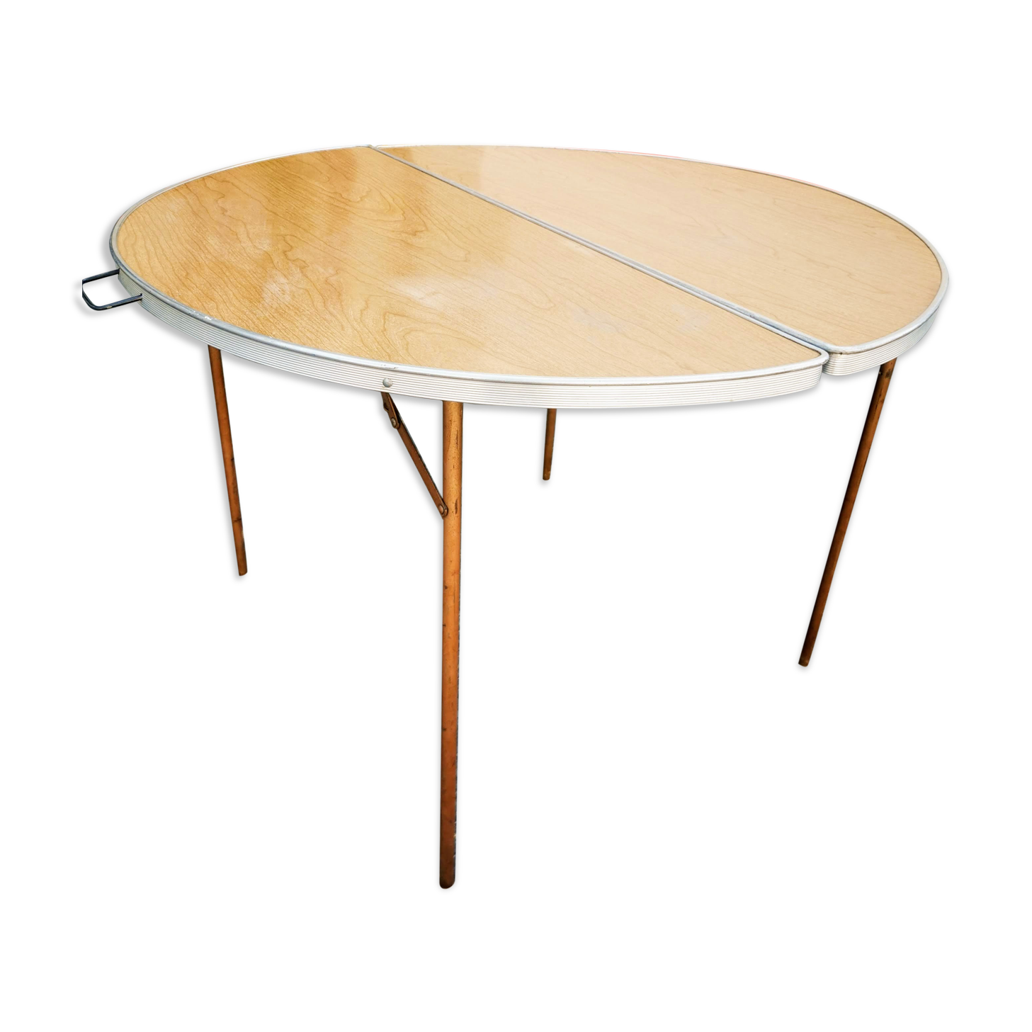Round camping table