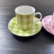 Paire de tasses décor Vichy