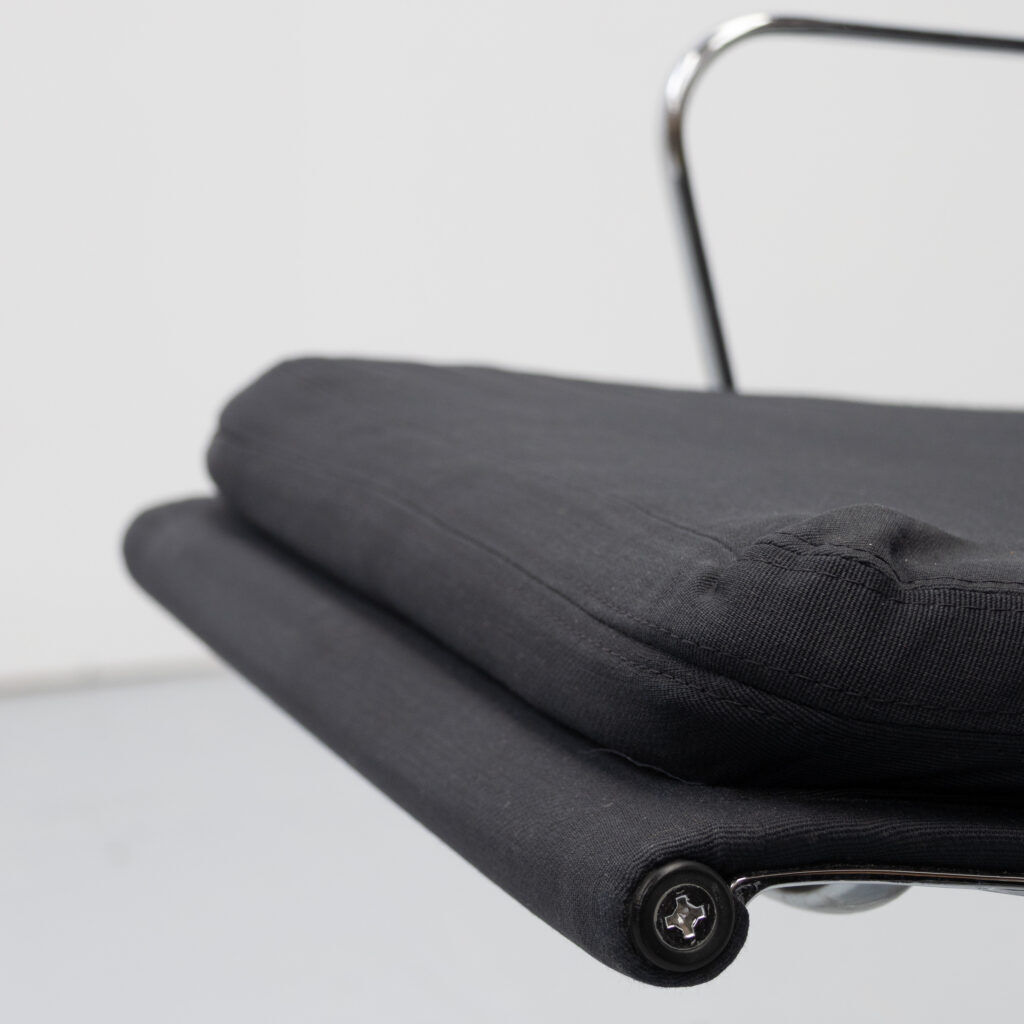 Eames EA208 Soft Pad Chair Herman Miller 1970s