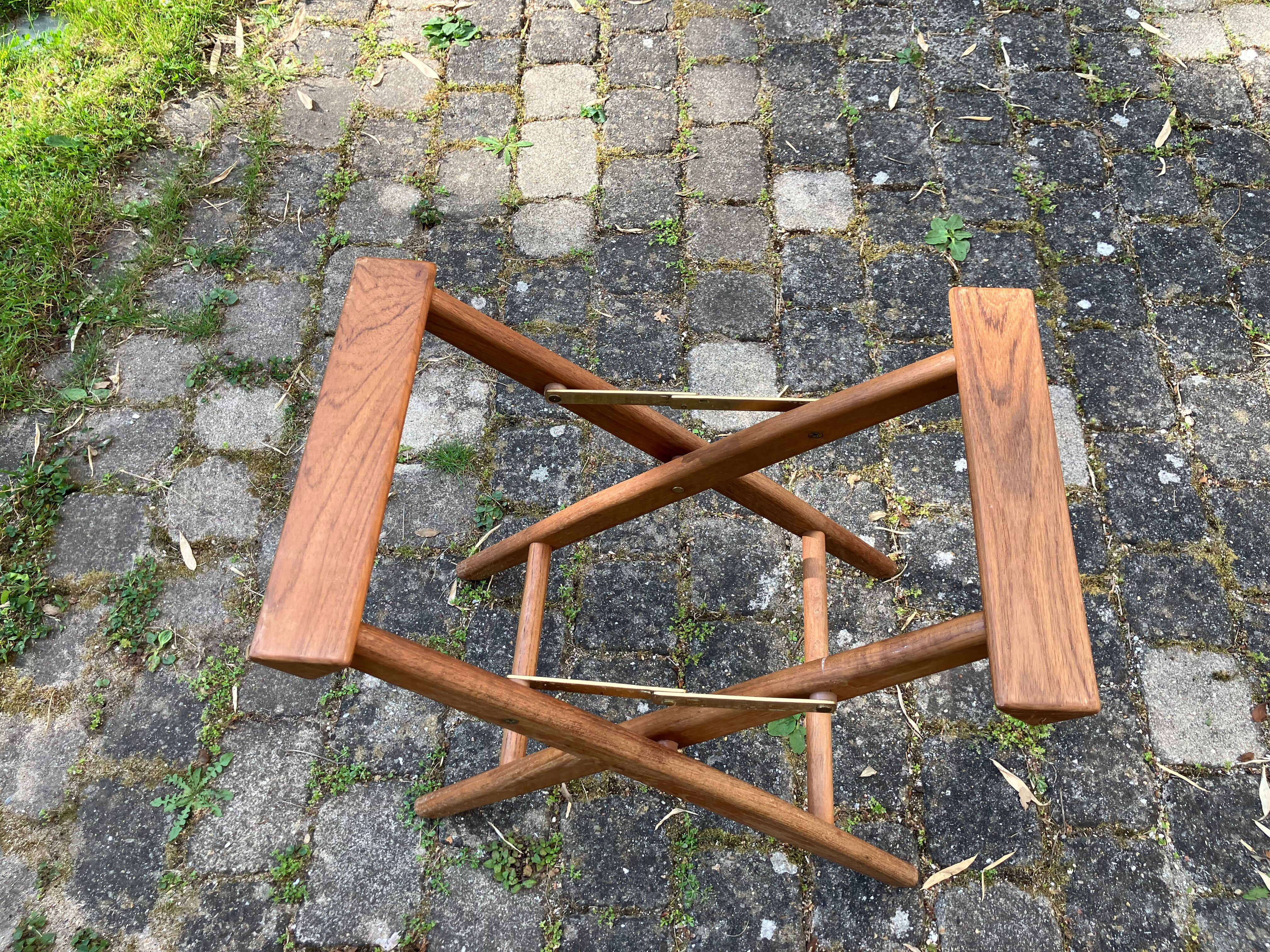 Butler tray table