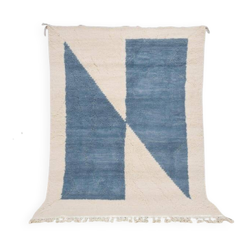 Handmade pure wool Moroccan rug size 150 x 250 cm