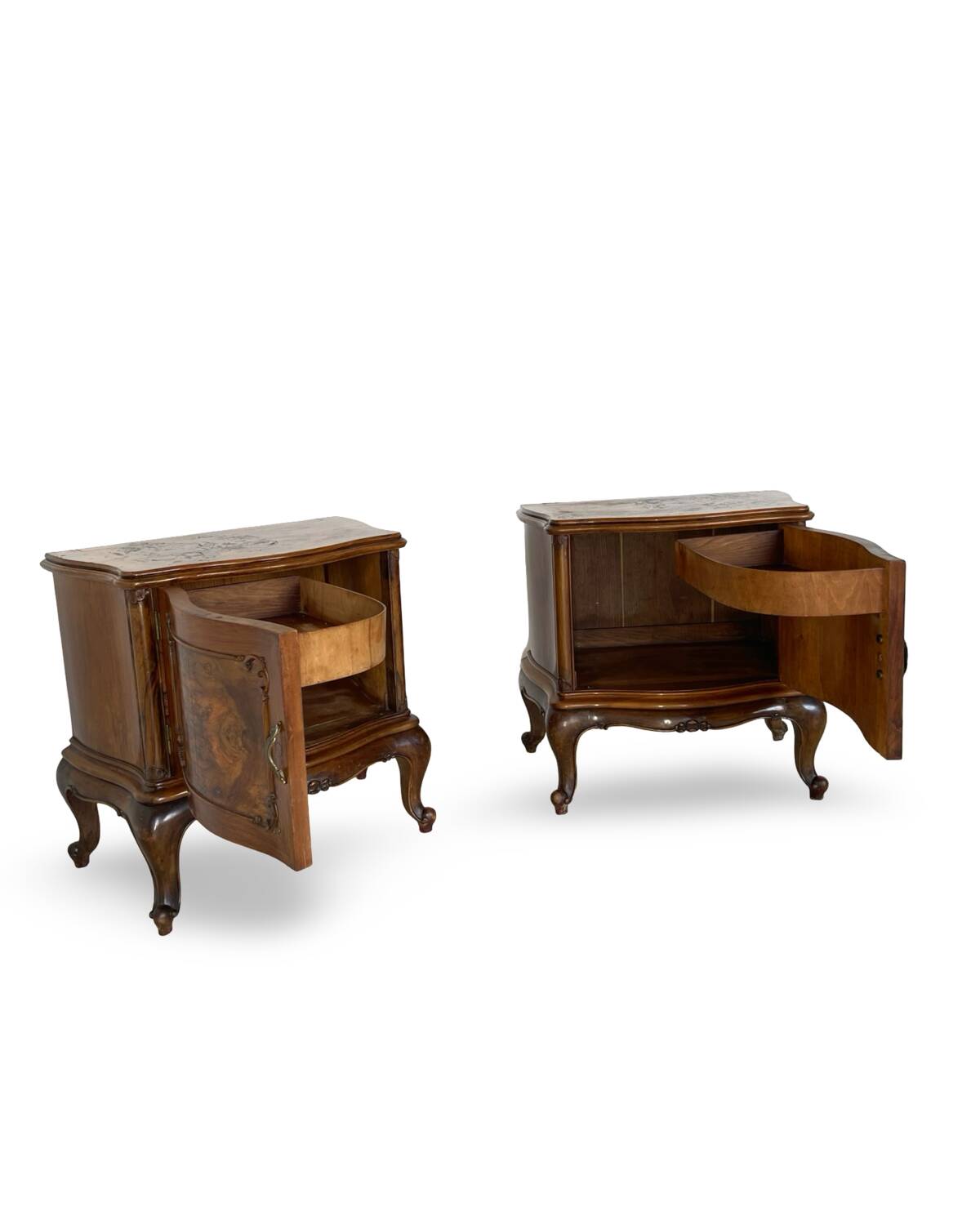 Paire de tables de chevet italiennes du milieu du XXe siècle