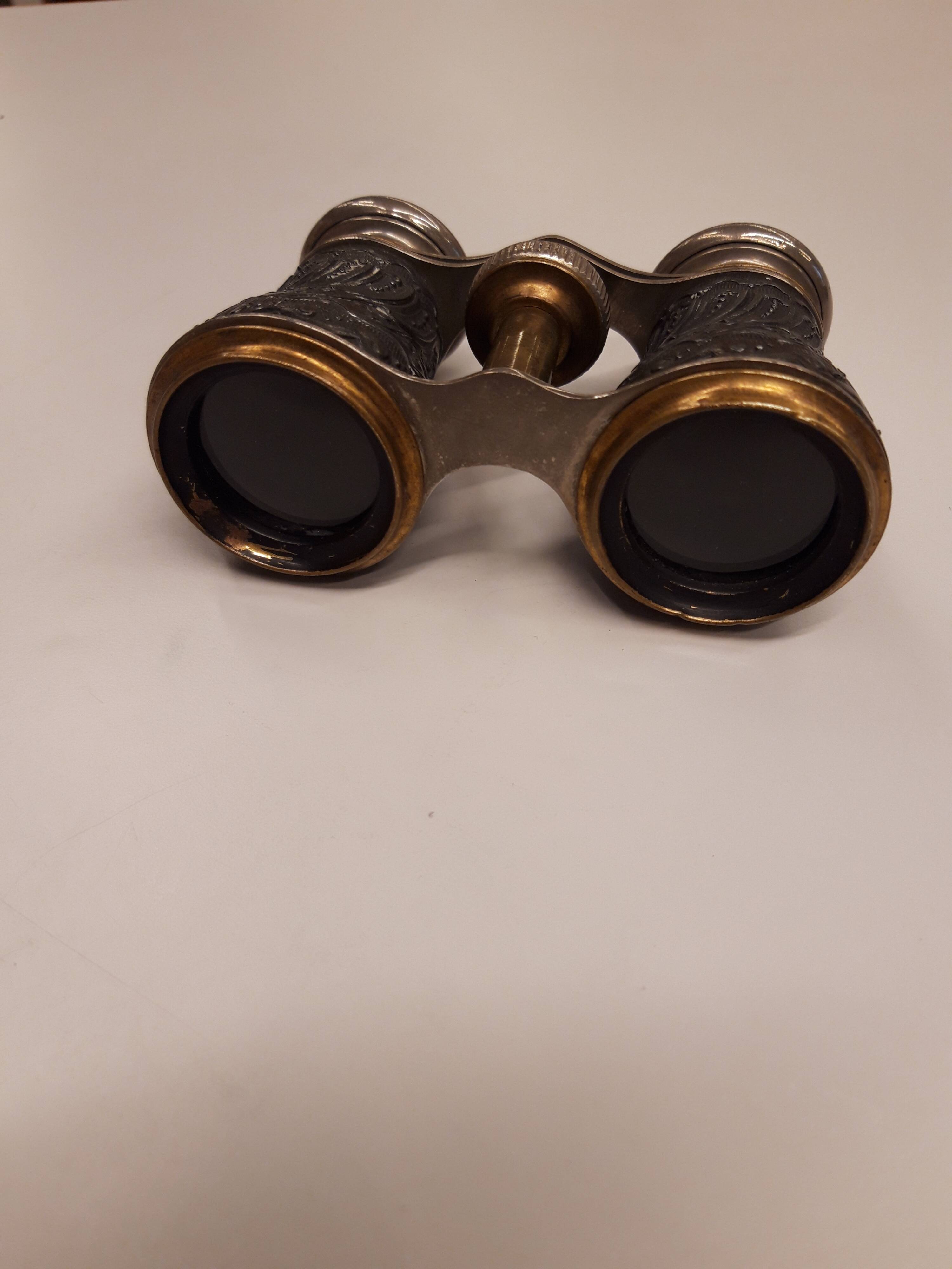 Jumelles de théâtre métal argenté laiton, Chevalier Paris XIXème