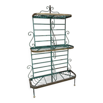 Baker's shelf