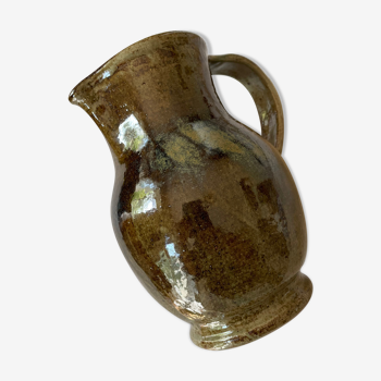 Pitcher in glazed sandstone