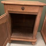 Jam jar in airbrushed oak