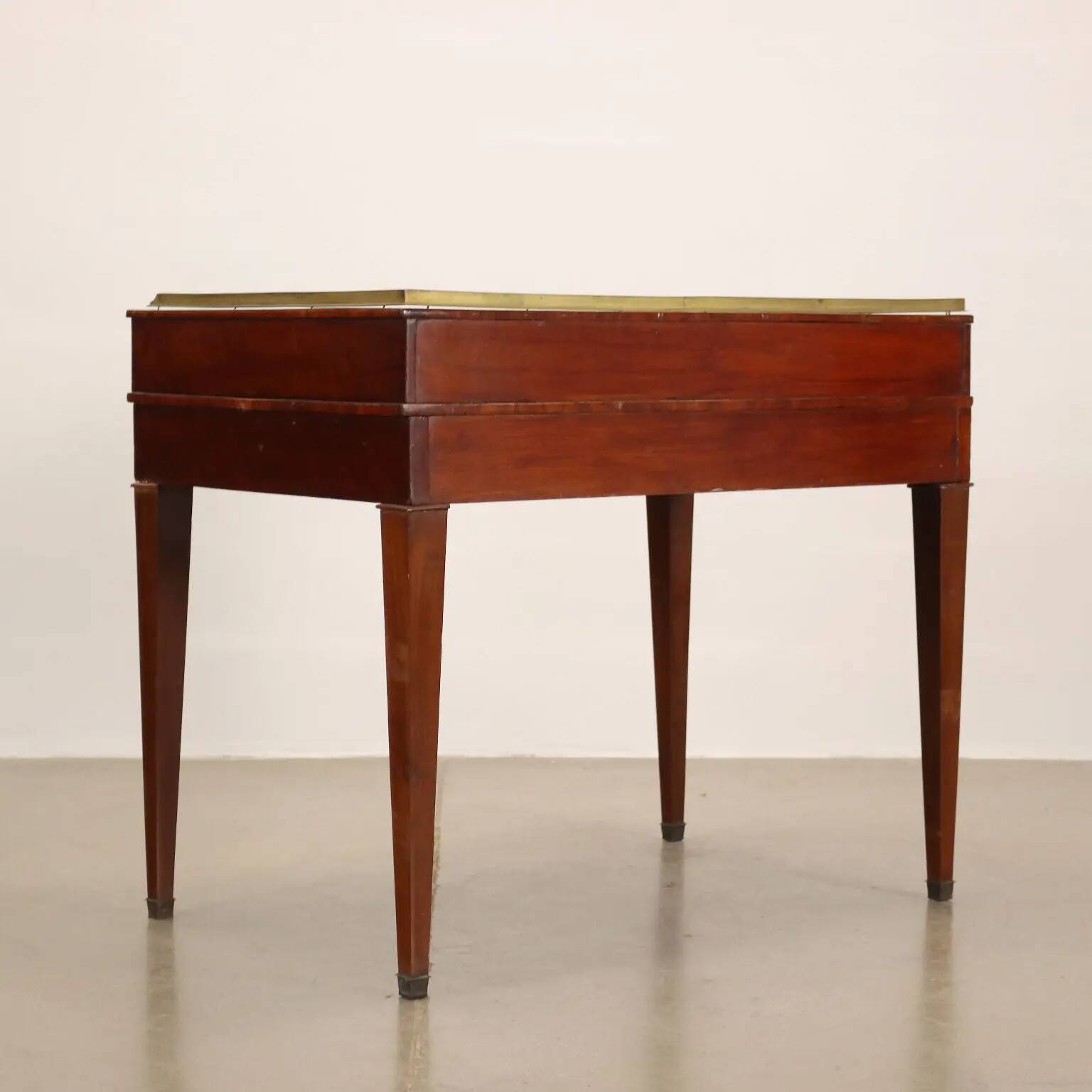 Antique writing desk Carlton House Desk George III '800 mahogany brass